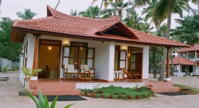 Deluxe Double Room with Side Sea View