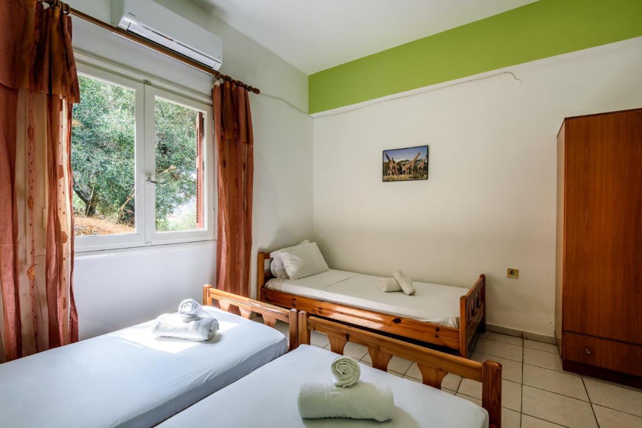 B&B Sfinari - Antonis Studio - Bed and Breakfast Sfinari