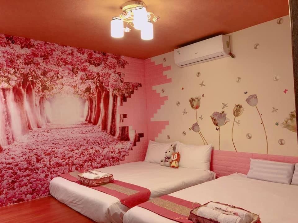 Japanese-Style Quadruple Room with Outside Bathroom
