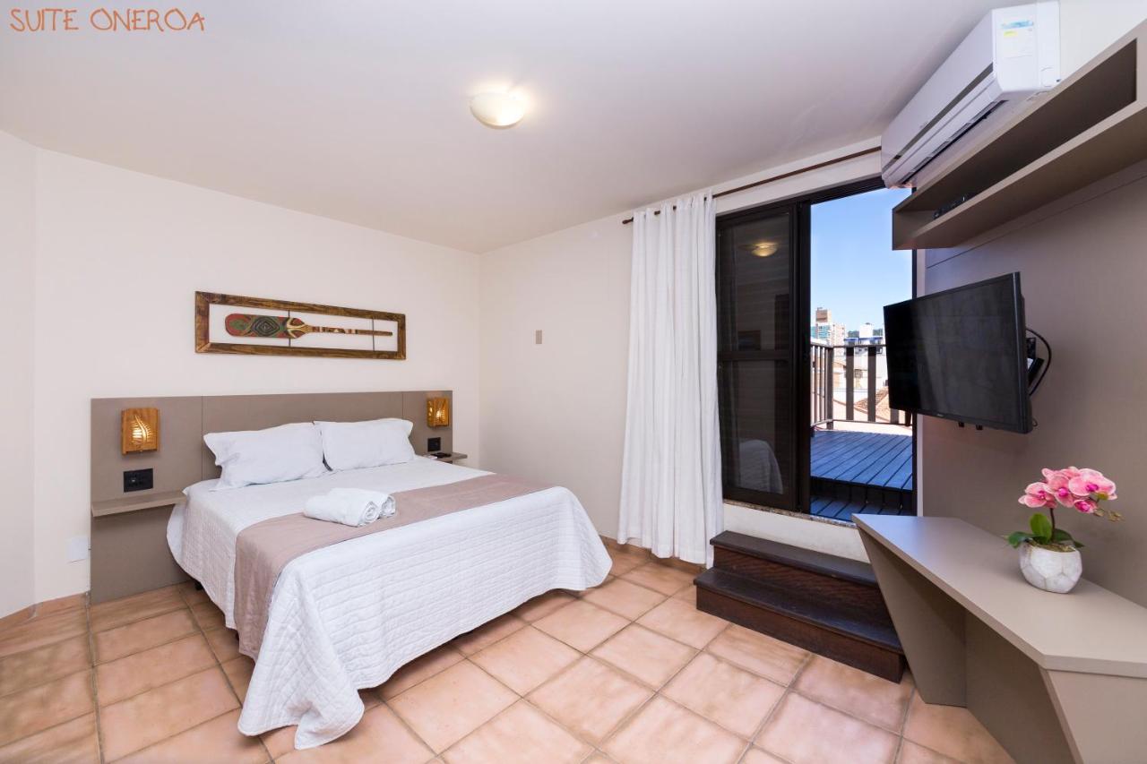 Deluxe Double Room with Side Sea View