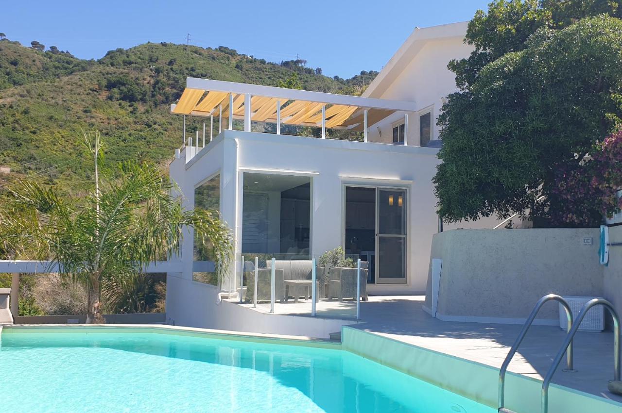 Villa la Vista - by Vacation Service - B&B