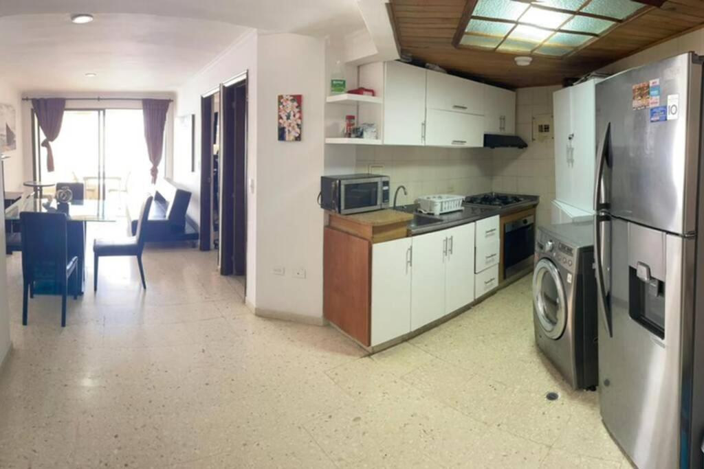 Oferta frente a la playa Cartagena . En, Sp, It. - Chambres d’hôtes
