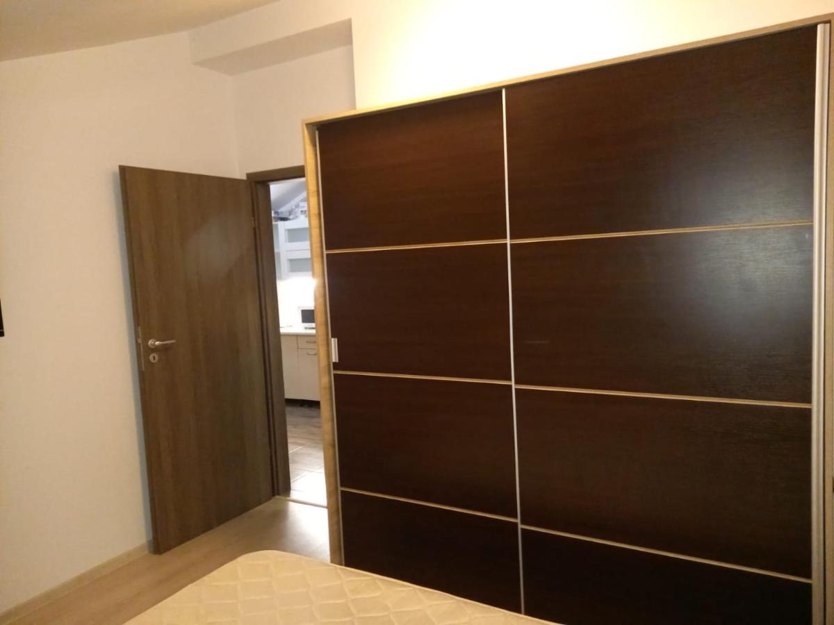 Apartament 2 camere - B&B