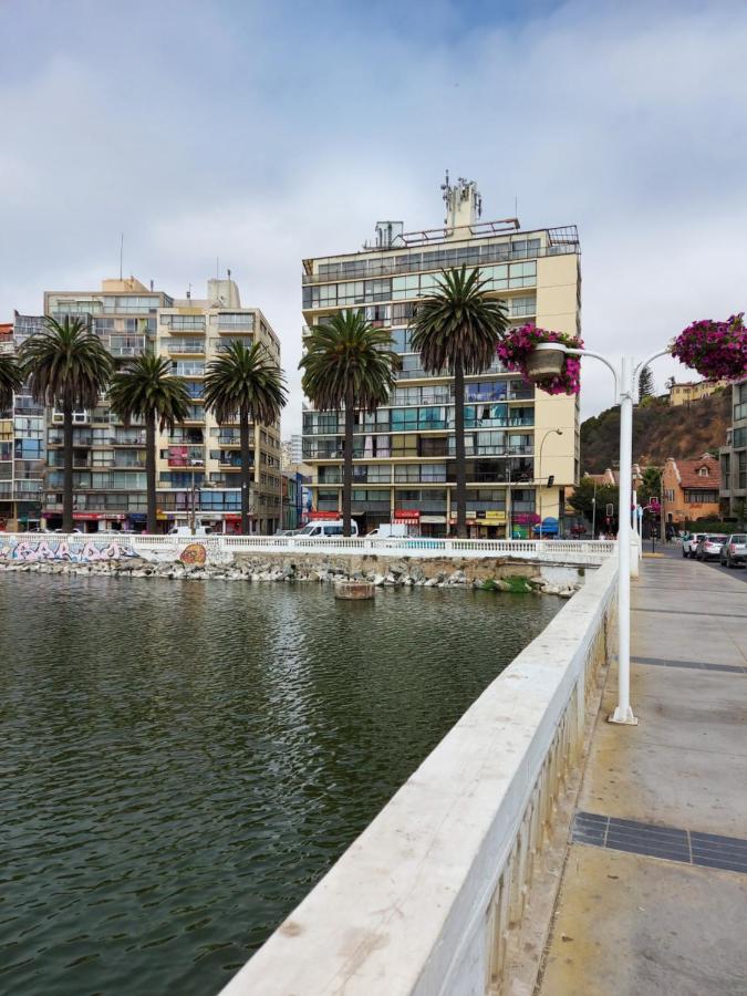 Departamento primera línea frente al casino. - B&B