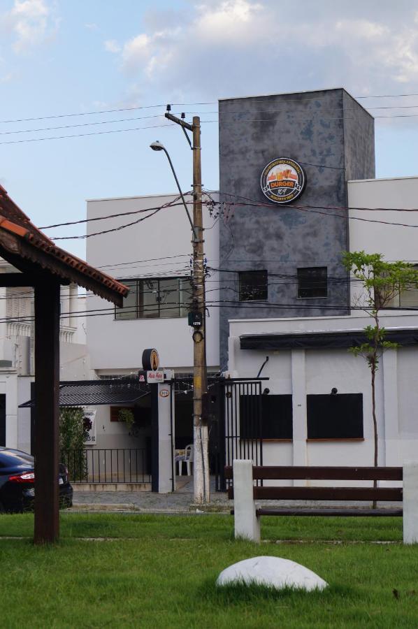 Pousada Maria Maria Próximo ao Santuário Nacional - B&B