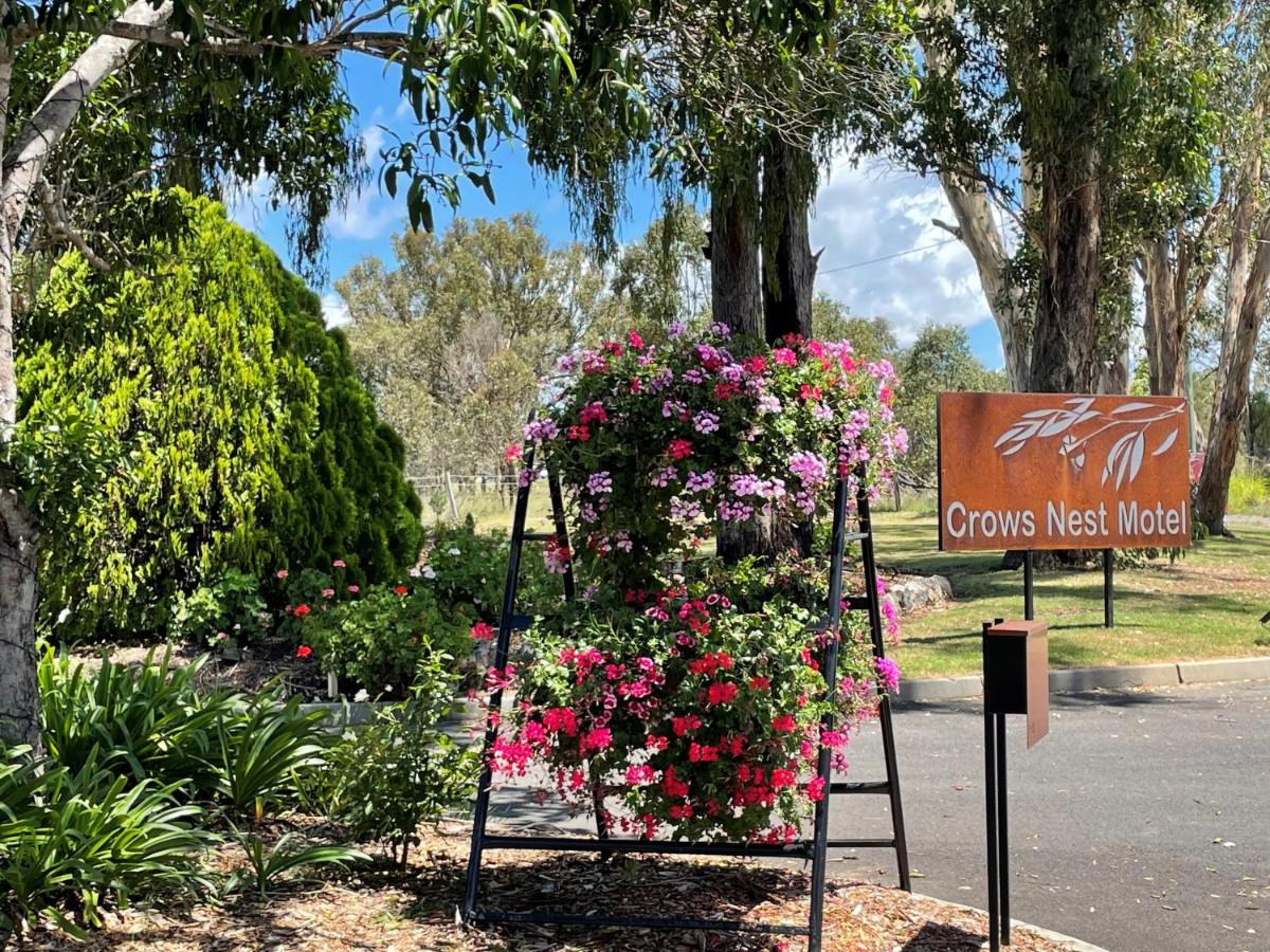 B&B Crows Nest - Crows Nest Motel - Bed and Breakfast Crows Nest