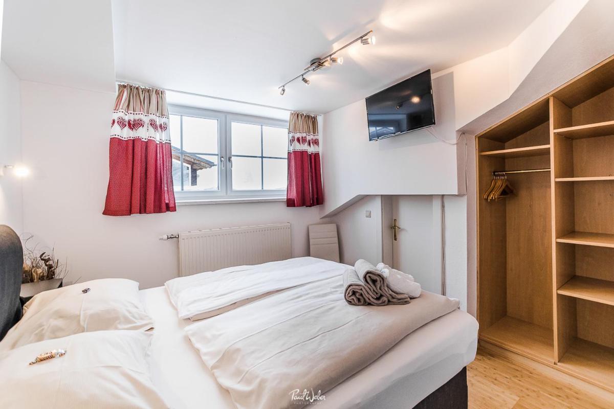 Appartamento con 2 Camere da Letto e Balcone