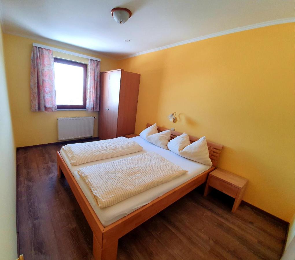 Apartment (2 Adults)