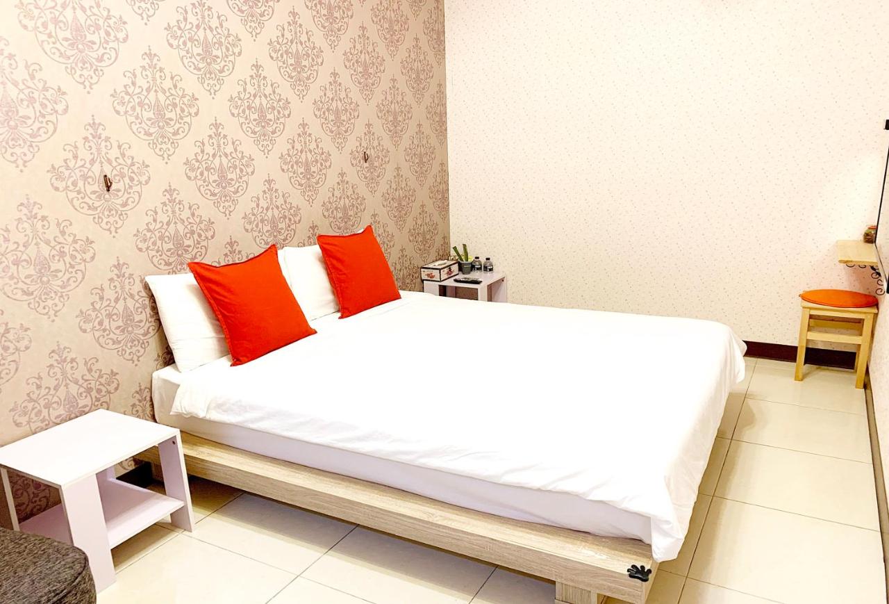 Chambre Double sans Fenêtre avec Salle de Bains Privative
