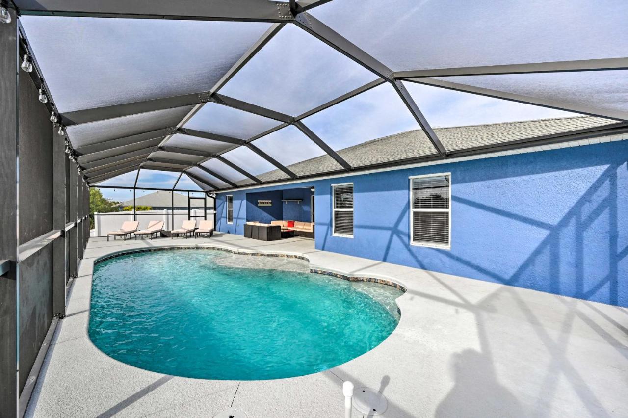 B&B Cape Coral - Beachy Cape Coral Home with Pool and Canal Views! - Bed and Breakfast Cape Coral