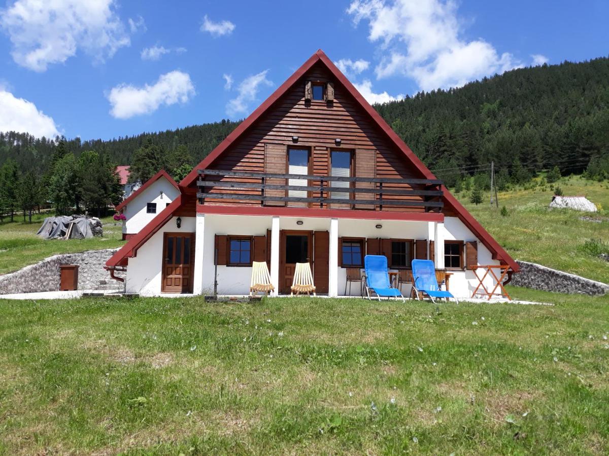 B&B Zabljak - Spectacular LakeView House - Bed and Breakfast Zabljak