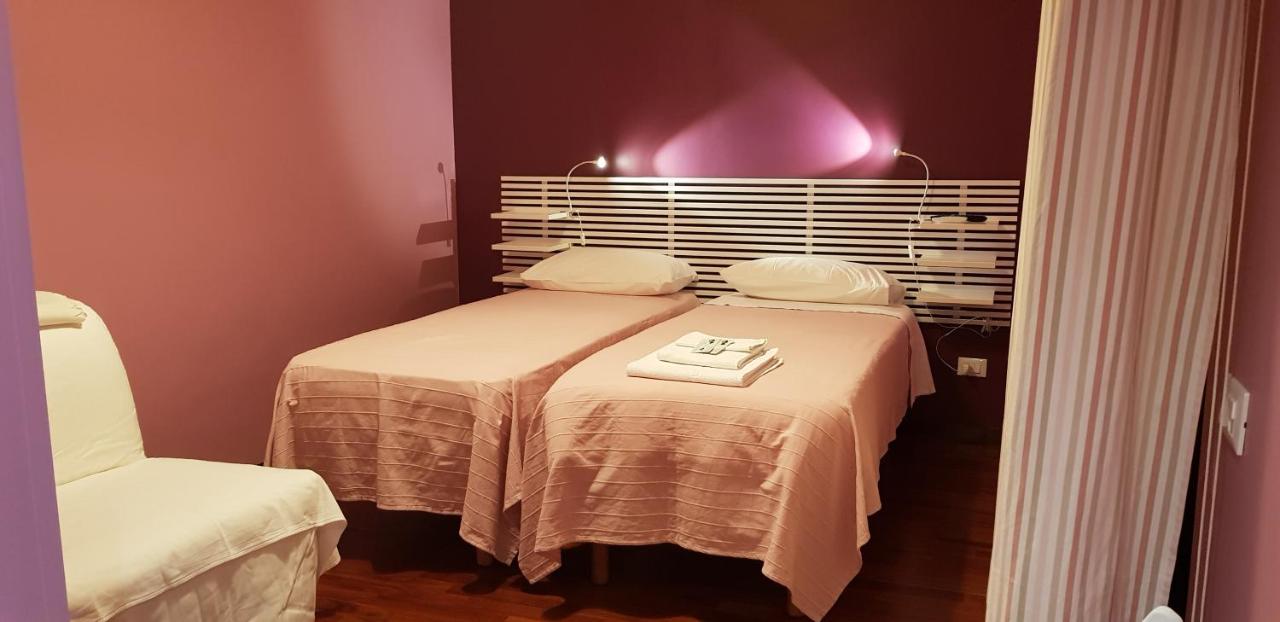 Double or Twin Room with Private Bathroom
