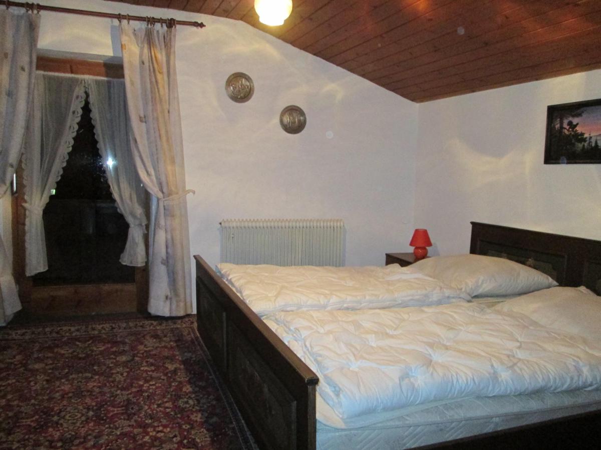 Haus Bergfrieden - B&B