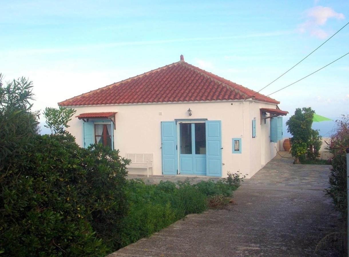 Kefalas nr Almyrida sea view cottage - B&B