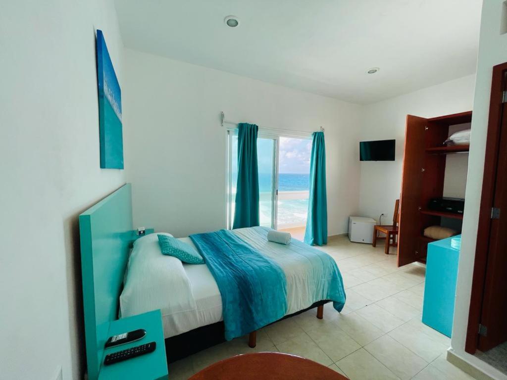 Habitación Doble con balcón y vistas al mar