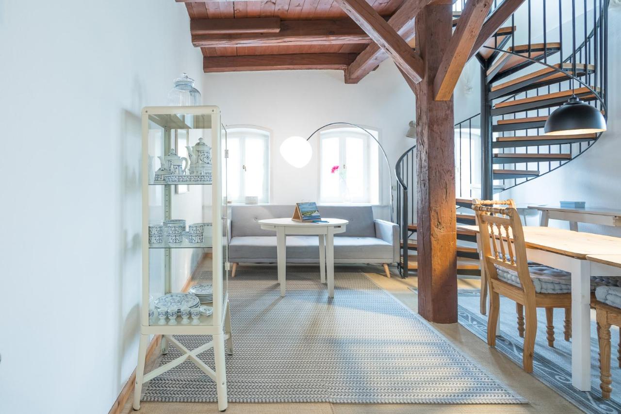 Altes Kontorhaus Steuerbord - B&B Husum