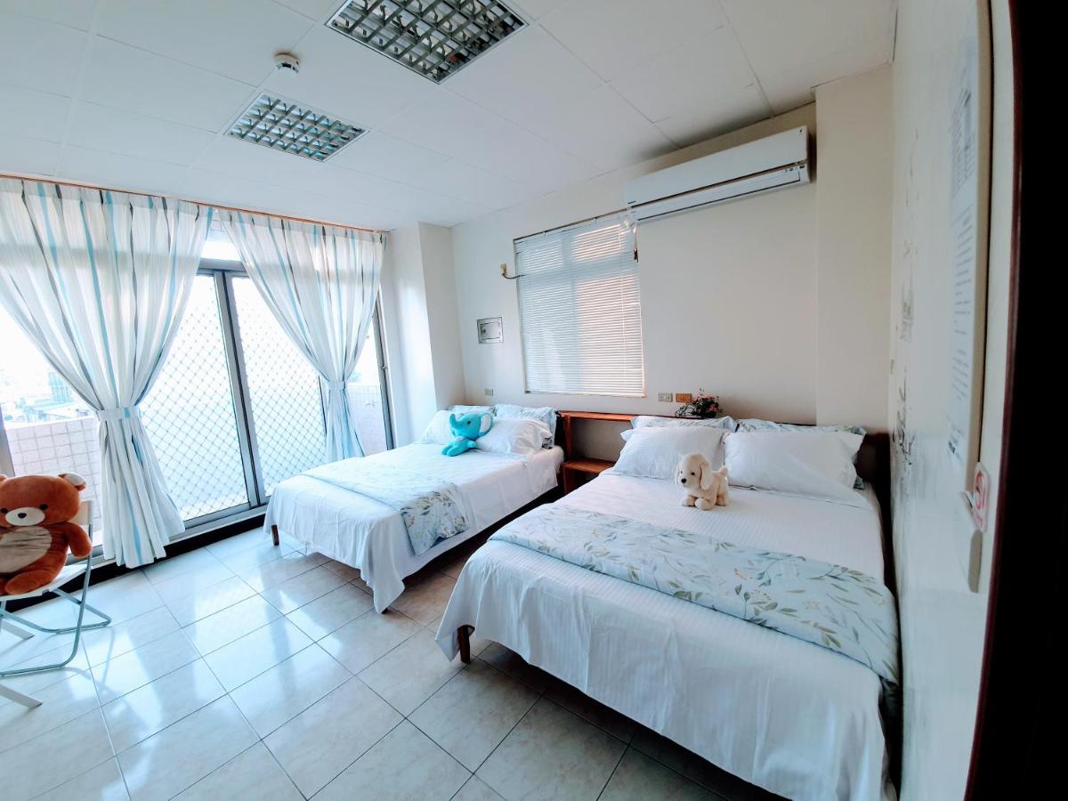 Quadruple Room with Private External Bathroom
