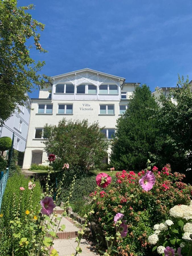 Villa Victoria mit Meerblick - B&B Sassnitz