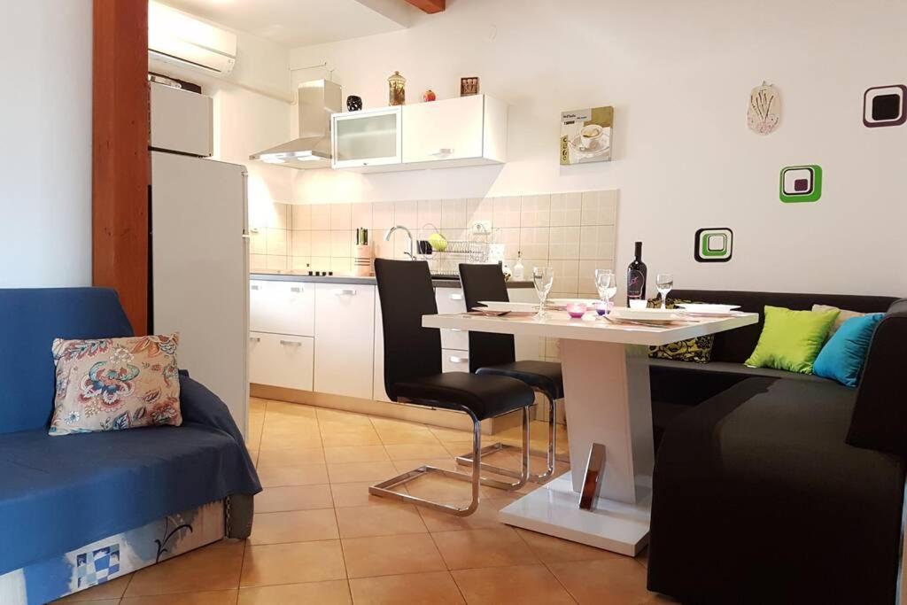 Sea View App Kristina - B&B Fasana