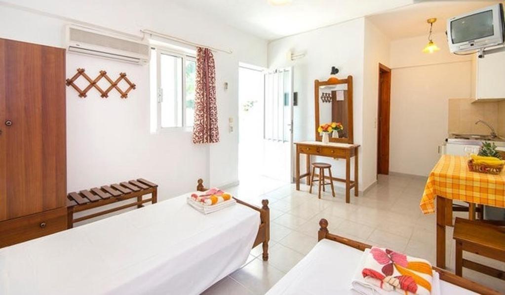 Monolocale Doppio con Letti Singoli