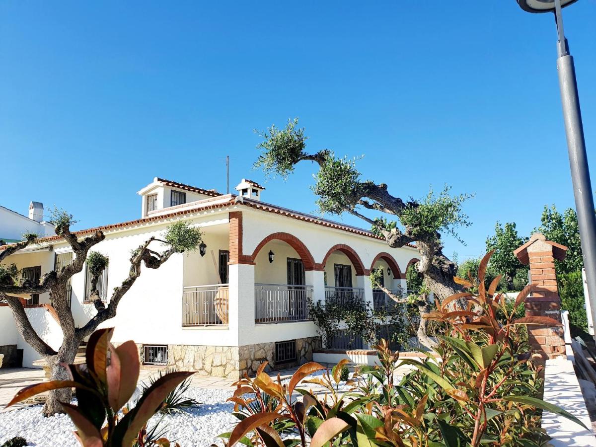 New holiday house "Casa miAlina" with private pool, 300m to beach - Chambres d'hôtes Cambrils