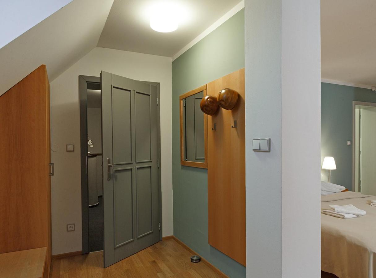 Doppelzimmer mit Zustellbett