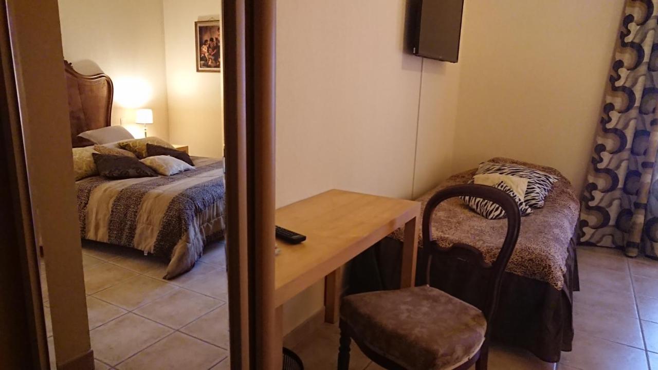 Large Double Room