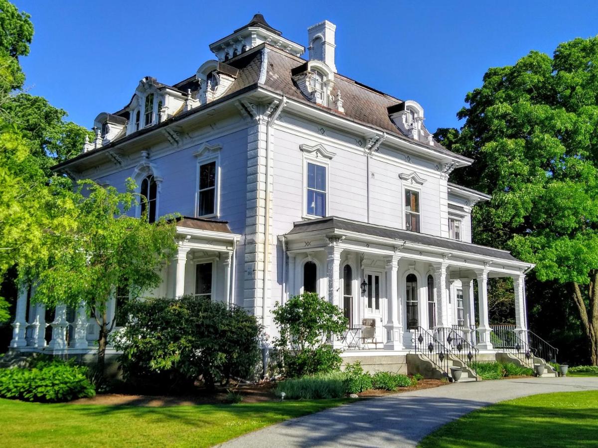 B&B Wrentham - Proctor Mansion Inn - Bed and Breakfast Wrentham