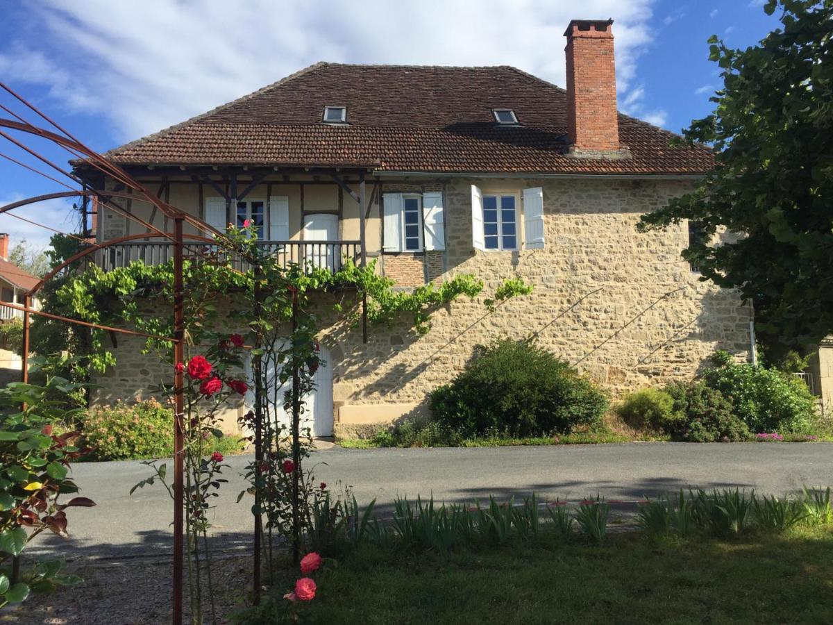 B&B Astaillac - Dominant la vallee de la dordogne - Bed and Breakfast Astaillac