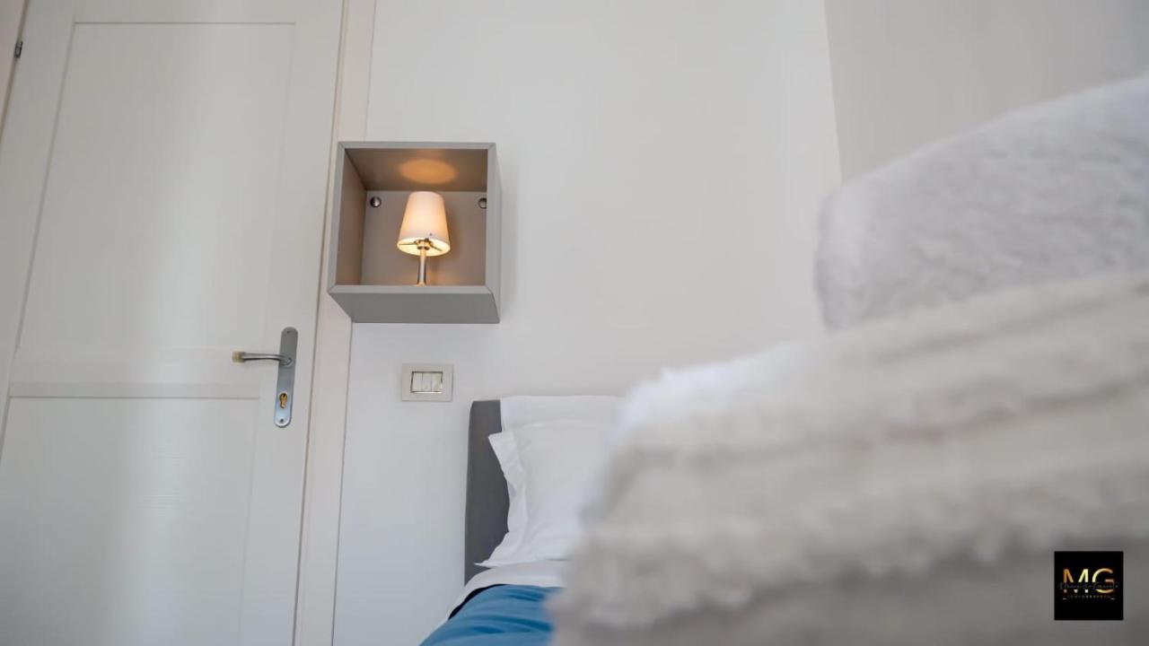 Single Room with Private Bathroom