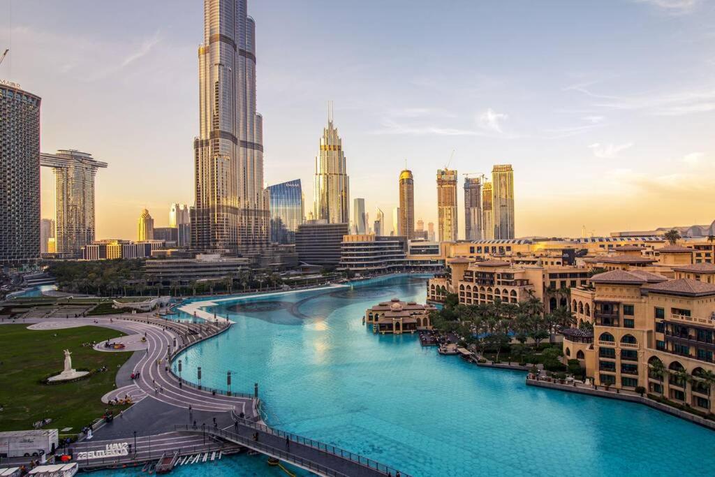 FIRST CLASS 3BR with full BURJ KHALIFA VIEW - B&B Dubai
