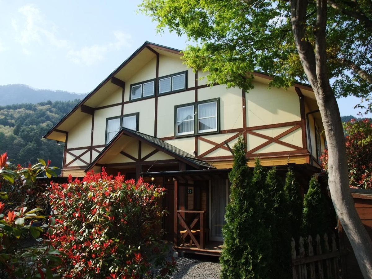 Superior Cottage