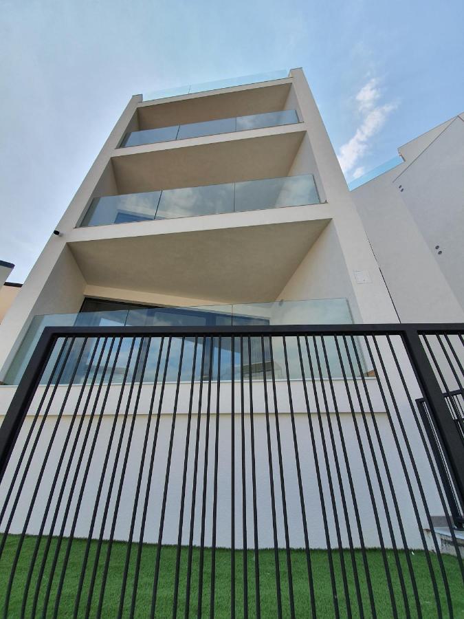 One-Bedroom Apartment with Balcony - Ground Floor