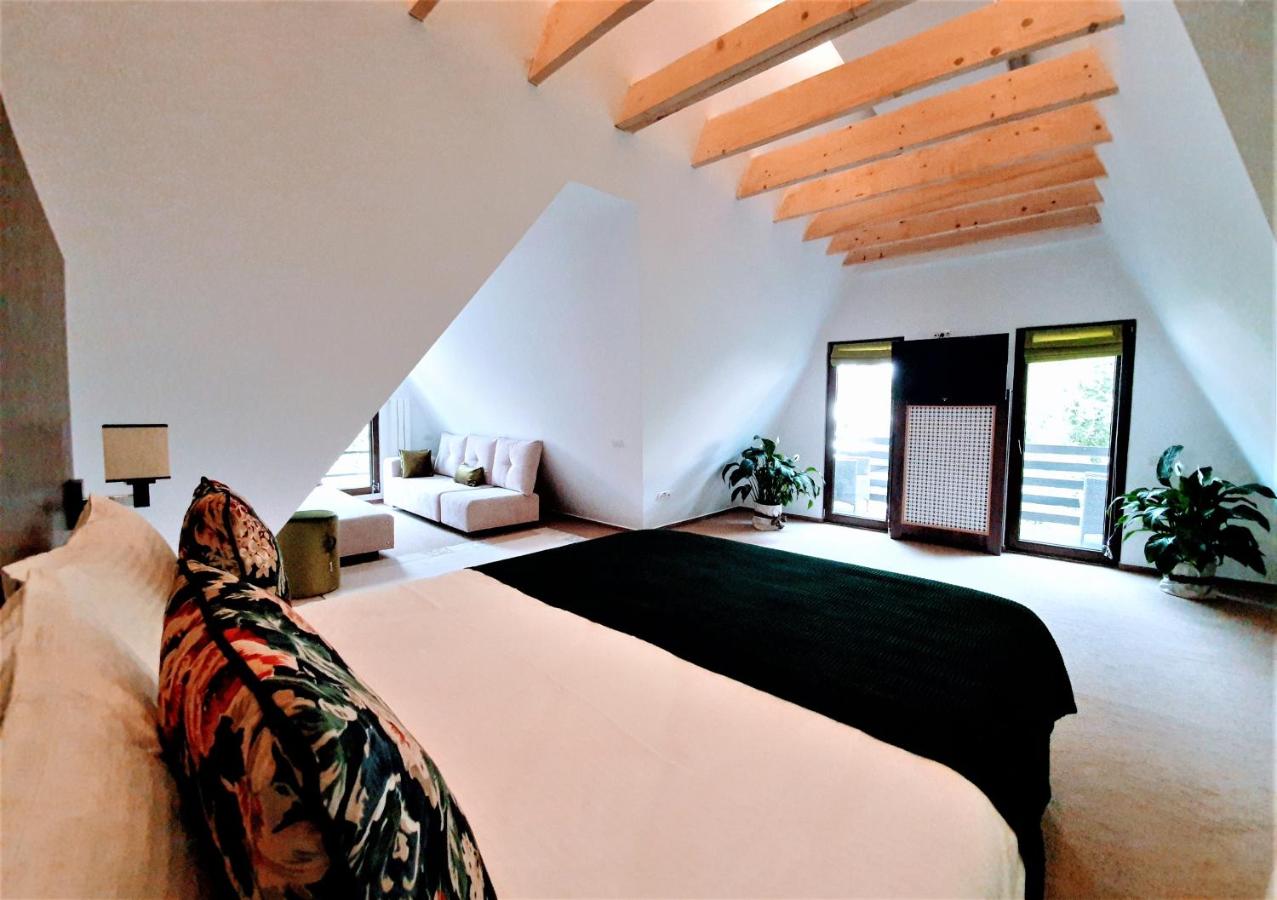 Large Double Room