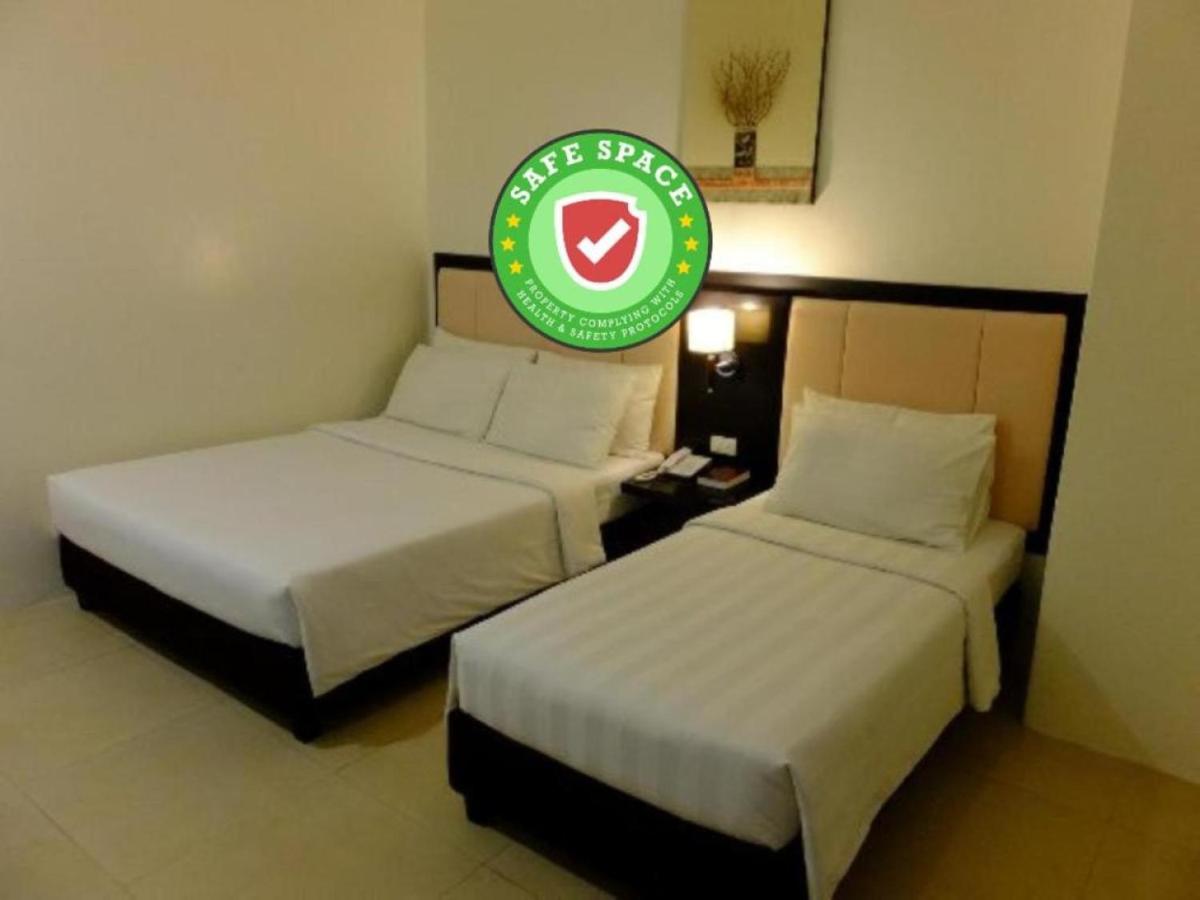 B&B Dumaguete City - Manhattan Suites Inn - Bed and Breakfast Dumaguete City