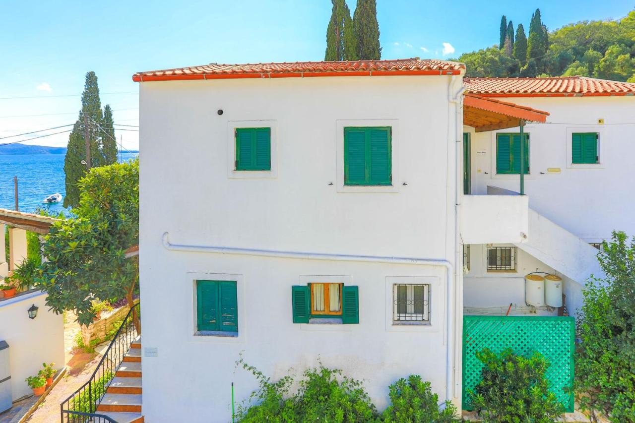 Zouli Athina - B&B