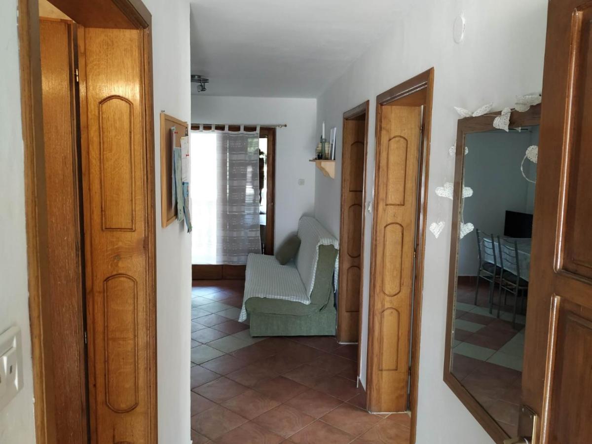 Apartment mit Terrasse