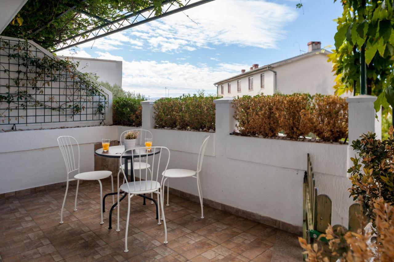 Appartamento con 2 Camere da Letto e Terrazza