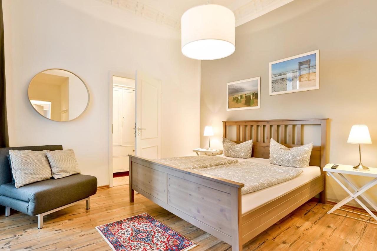 Apartment mit Balkon