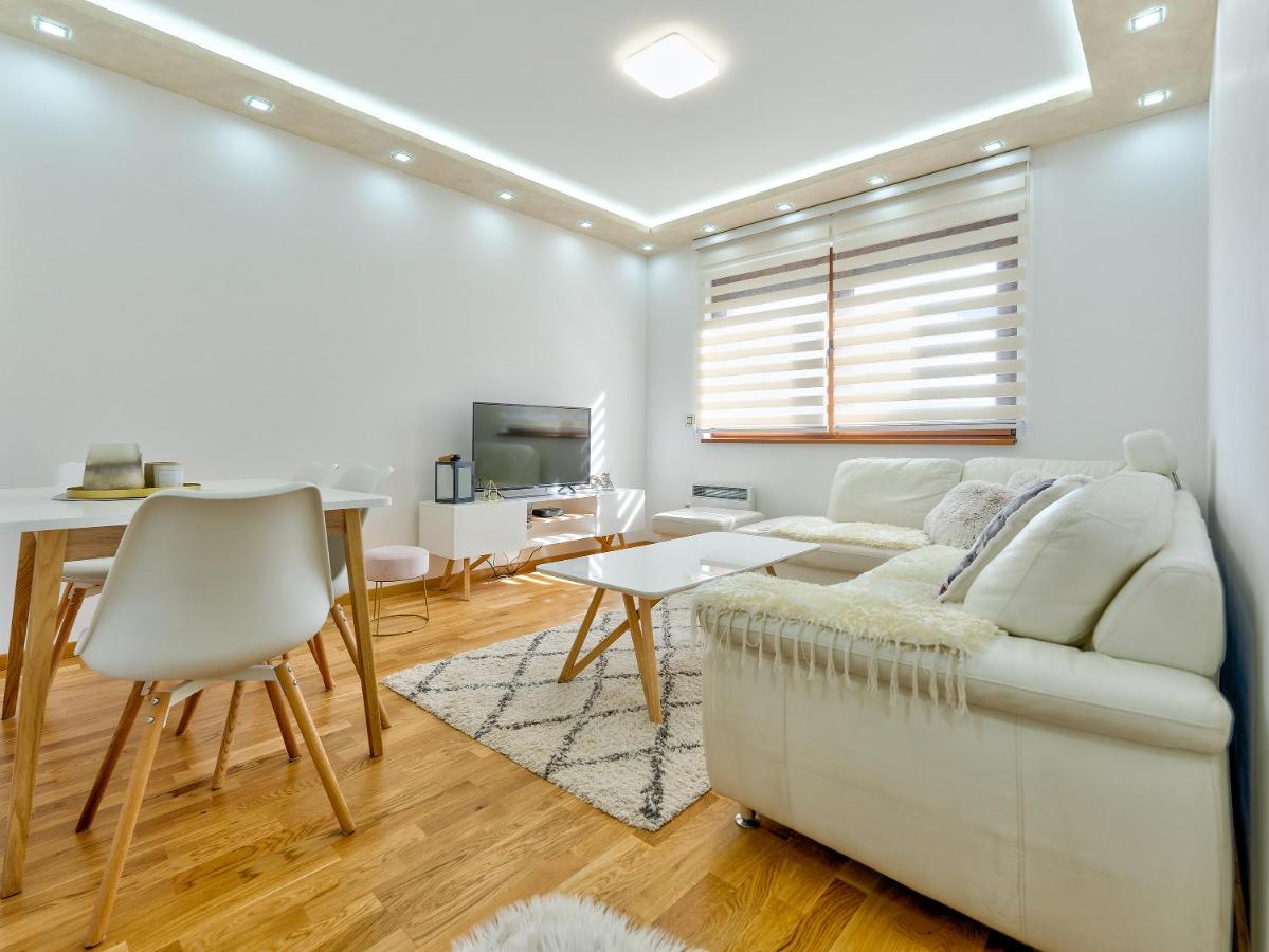 Beli Hrast Lux - Ferienwohnung