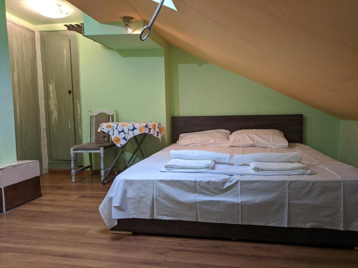 Midtown Place Apartment Loft таванска стая с баня DORIS 2 - Ferienwohnung