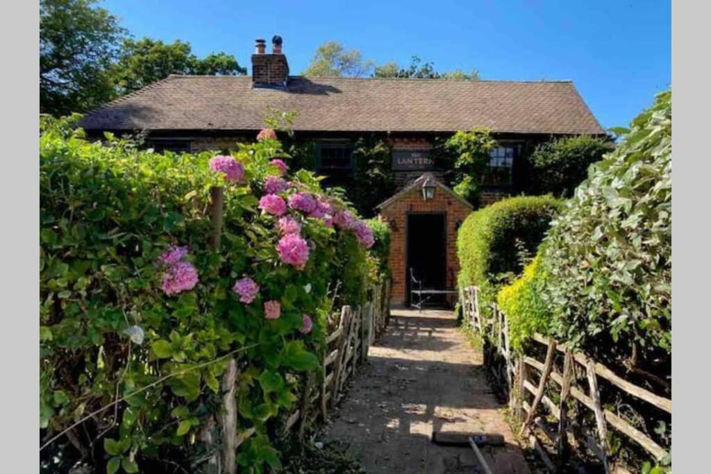 B&B Martin - 17th Century Boutique Getaway in the Countryside - Bed and Breakfast Martin