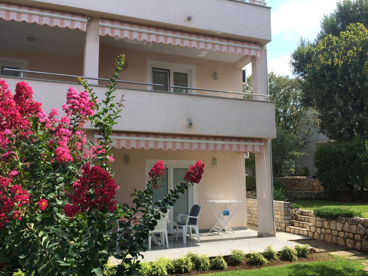 B&B Malinska - Apartments Malinska - apartment 3 - Bed and Breakfast Malinska