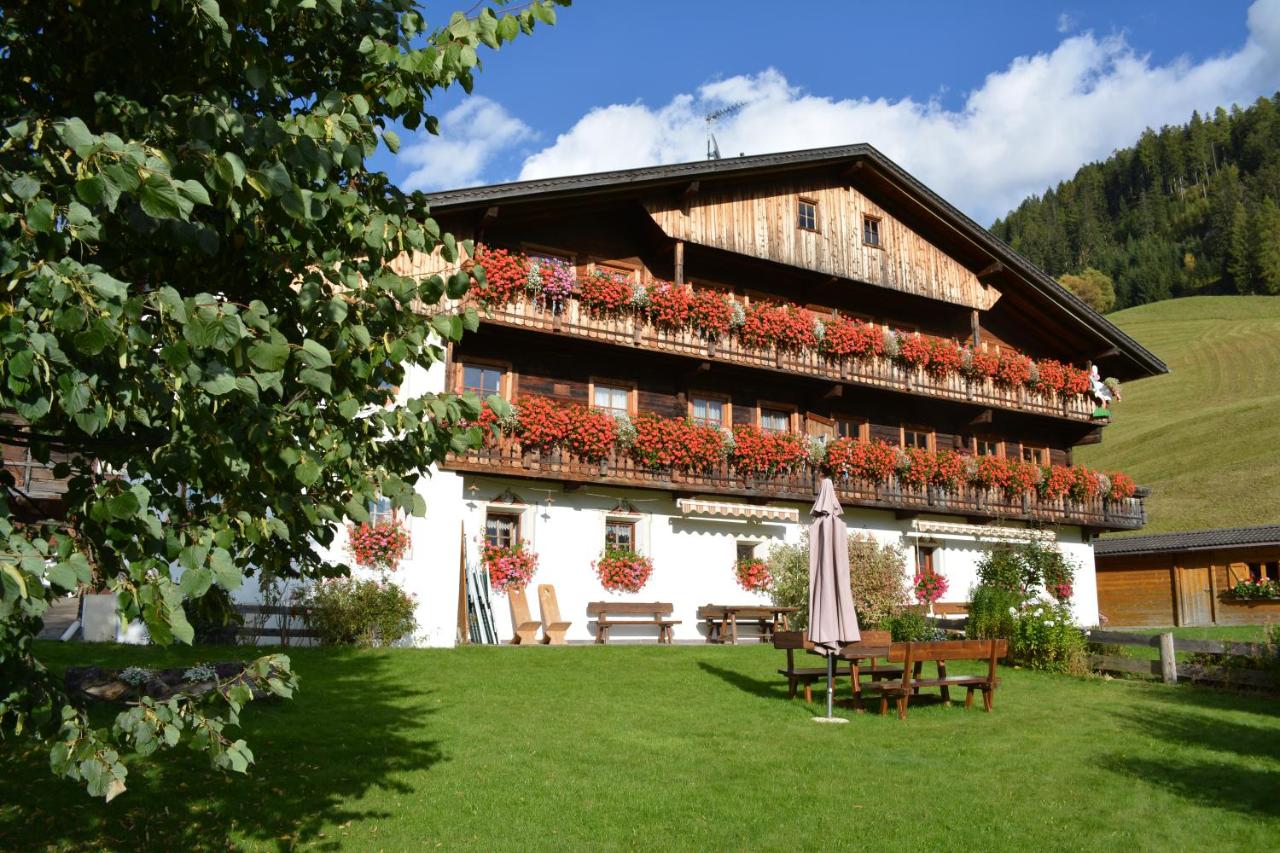 B&B Santa Maddalena - Kradorferhof - Bed and Breakfast Santa Maddalena