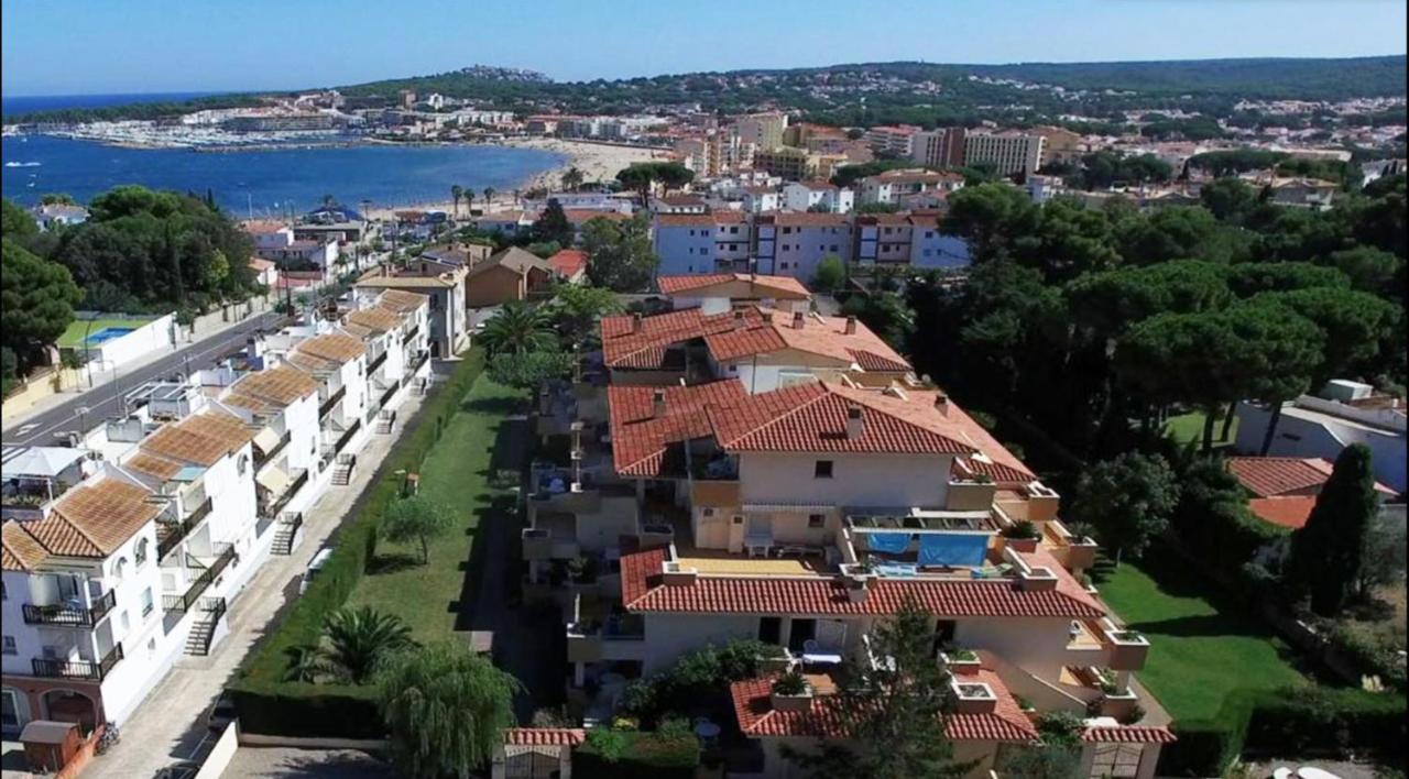 Stil Mar Jardin Anna - Salida al Jardín y piscina by Stil Mar Anna - Chambres d’hôtes l'Escala