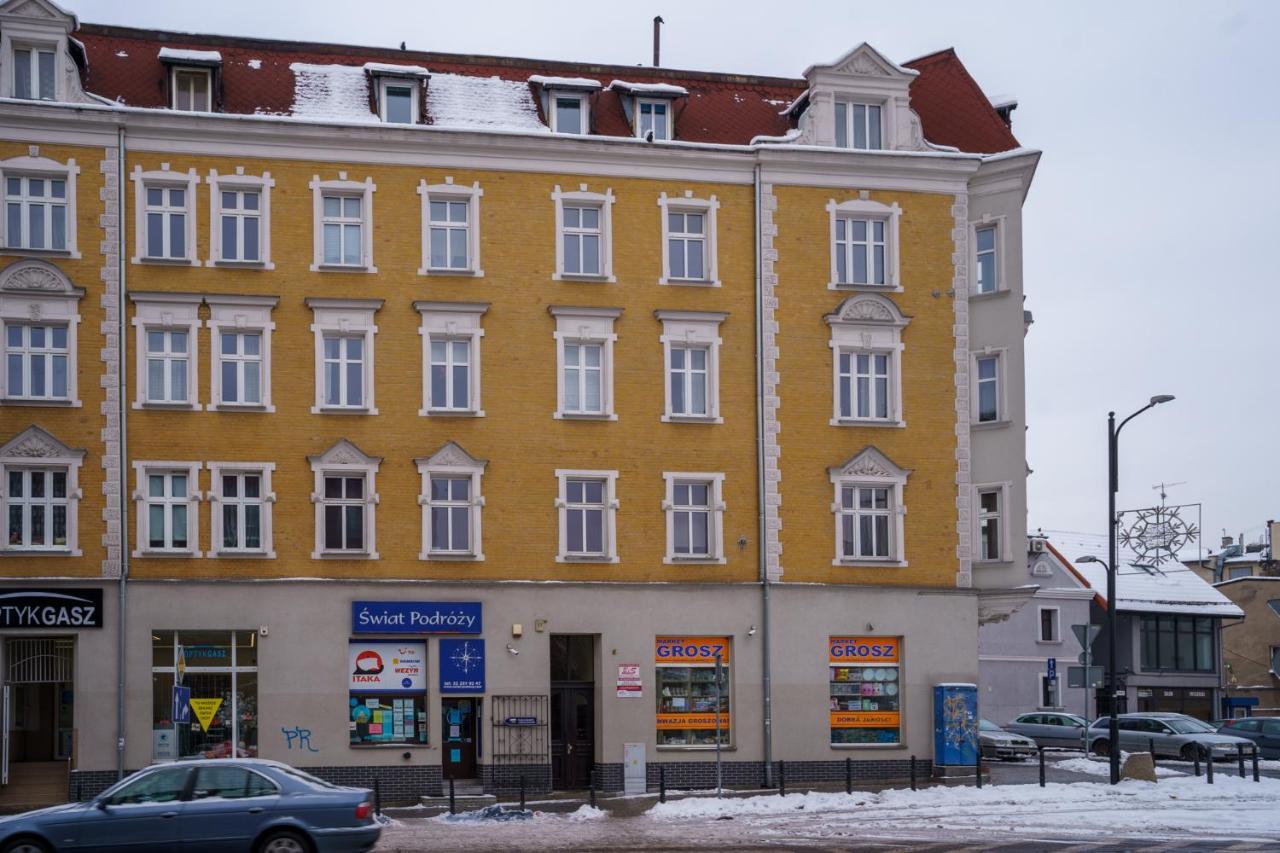 Nowoczesny apartament Gliwice - 200 metrów od rynku - Chambres d’hôtes Gliwice