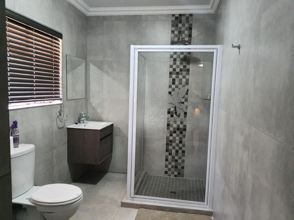 Large Double Room - 12