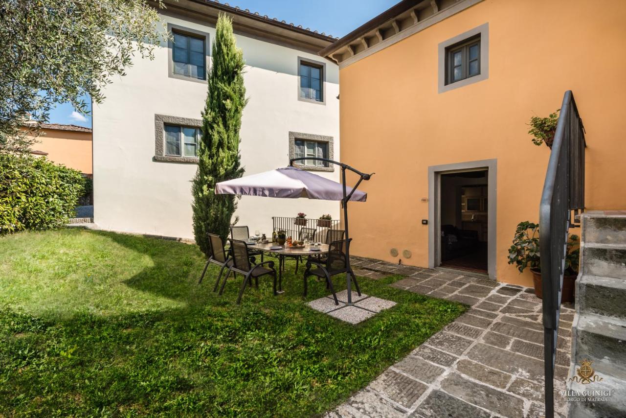 Tenuta Guinigi Antico Borgo di Matraia - Exclusive Holidays apartments & Pool - B&B Lucca