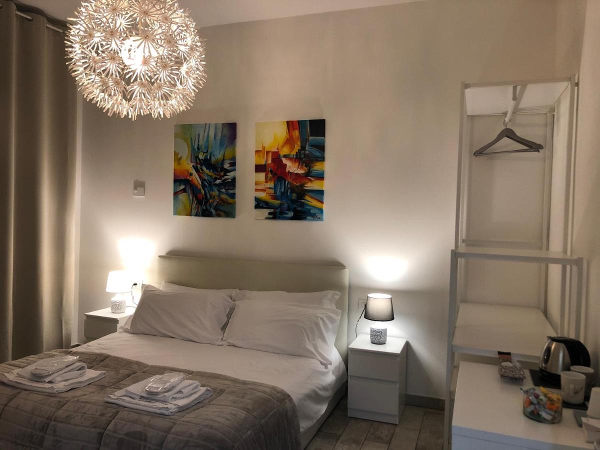 B&B Peschiera del Garda - Camere AME' - Bed and Breakfast Peschiera del Garda