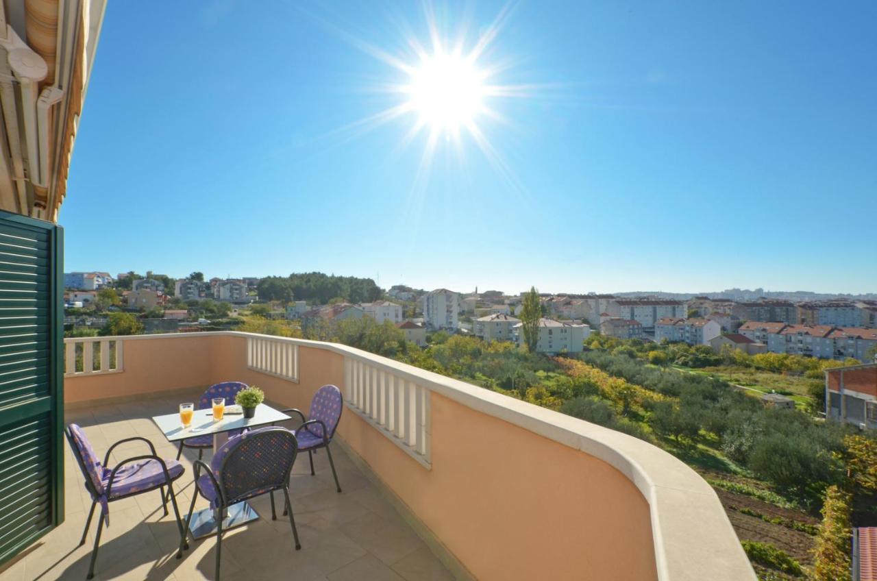Apartmani Adela - Bed and Breakfast